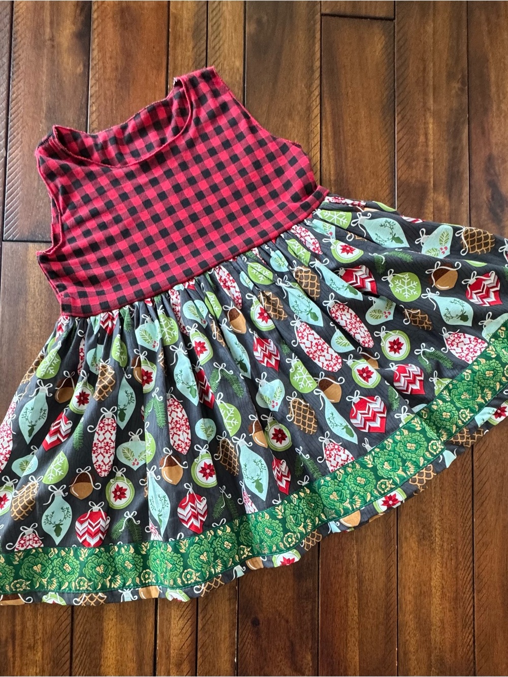Daffodil Fields Designs Christmas Sara Top